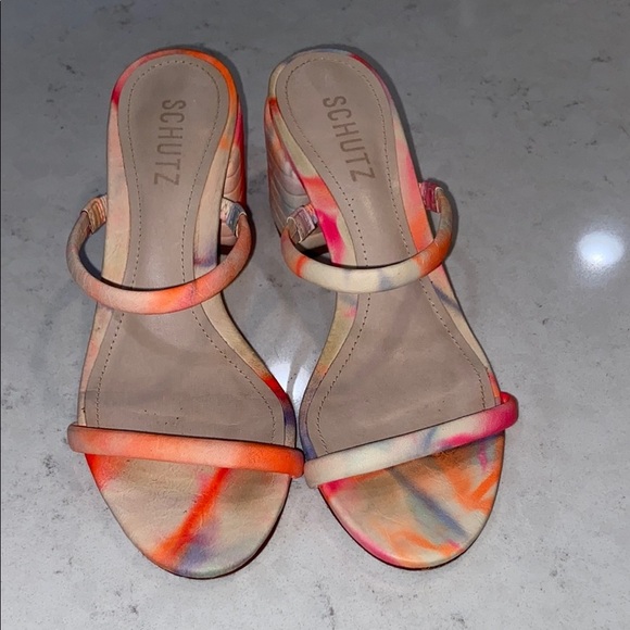 Schultz Kyra Tie-Dye Suede Sculptural Heel Dress Sandals size 6B - Picture 2 of 7